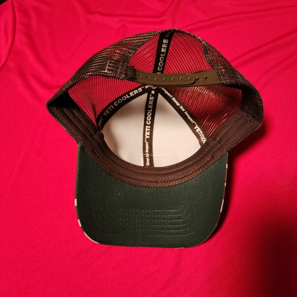 Yeti Camo Hat - Picture 6 of 8